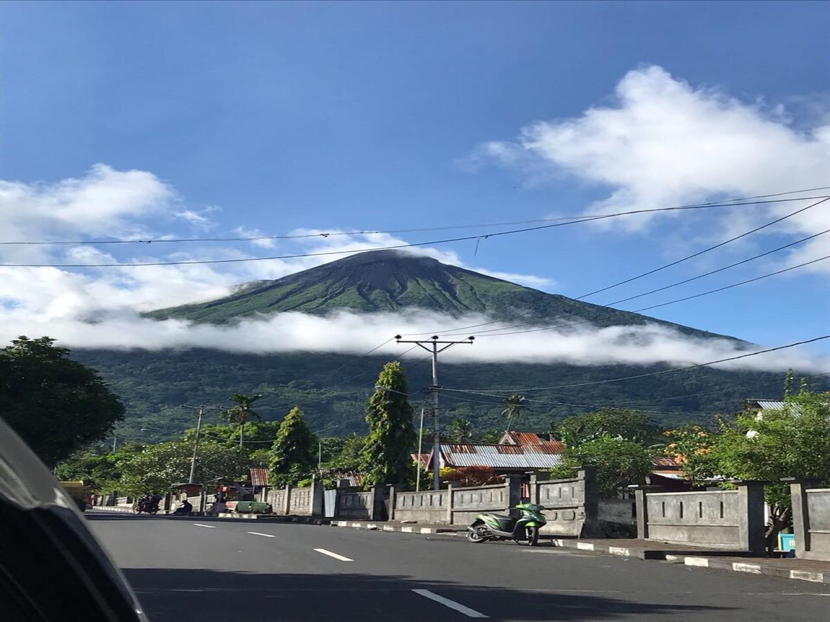 Aini Home Stay Ternate Esterno foto